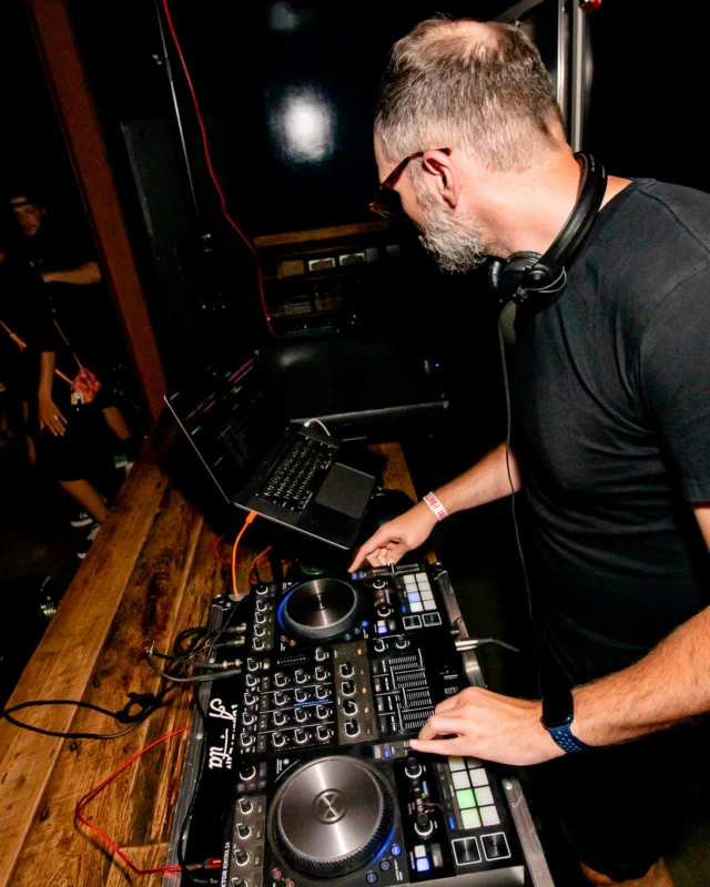 Indie Sleaze - August 2023 - second Saturday of every month at Ammazza - DJs: Kimber & Fuller - Pics: Darcy for Oh Snap Kid