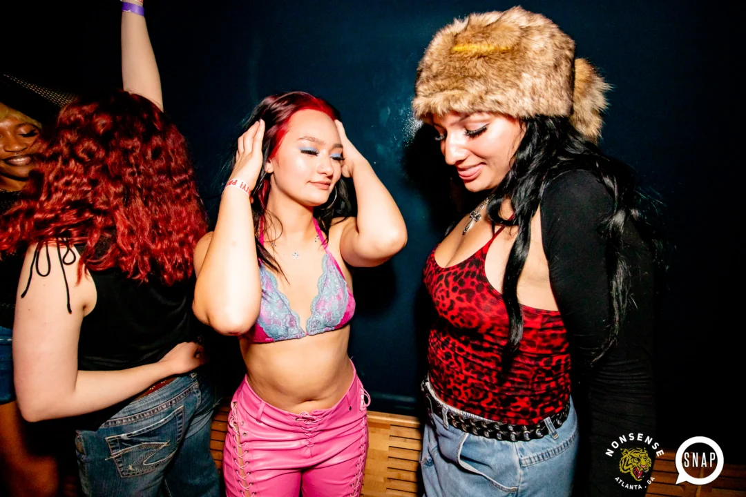 Indie Sleaze - August 2023 - second Saturday of every month at Ammazza - DJs: Kimber & Fuller - Pics: Darcy for Oh Snap Kid