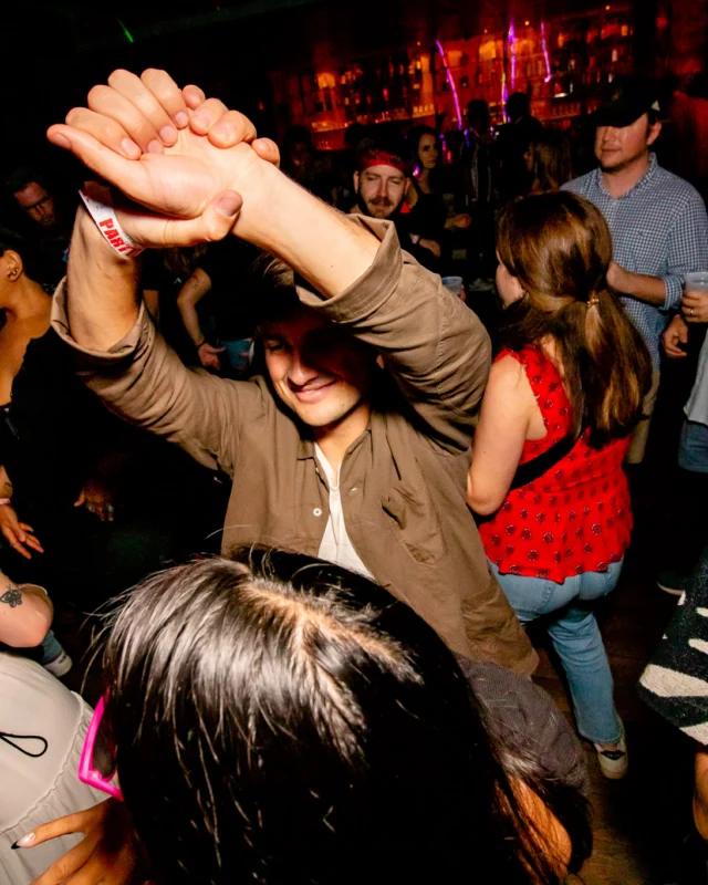 Indie Sleaze - August 2023 - second Saturday of every month at Ammazza - DJs: Kimber & Fuller - Pics: Darcy for Oh Snap Kid