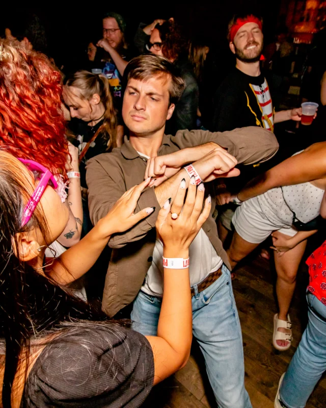 Indie Sleaze - August 2023 - second Saturday of every month at Ammazza - DJs: Kimber & Fuller - Pics: Darcy for Oh Snap Kid
