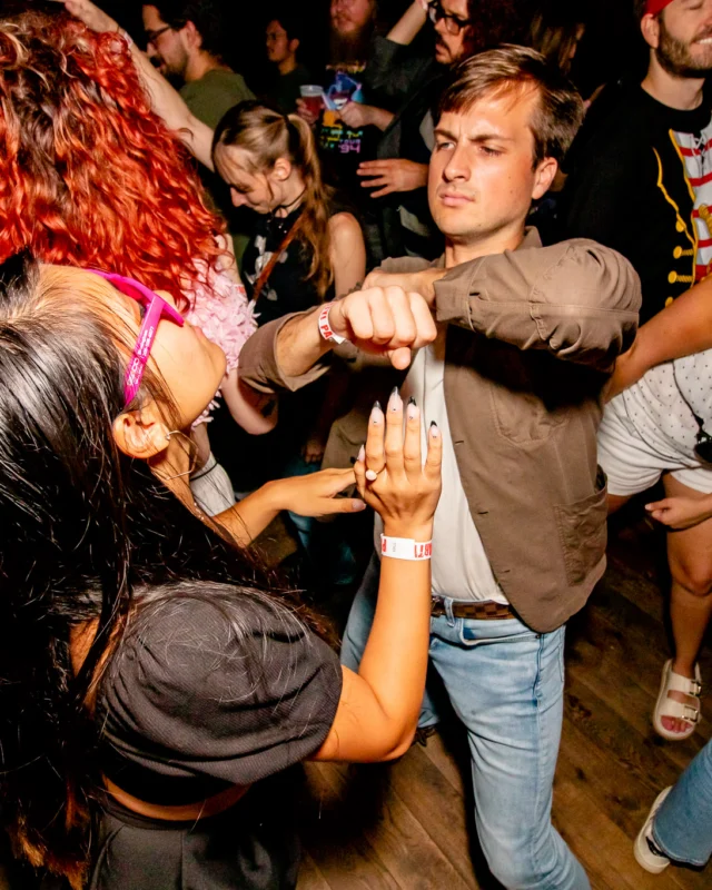 Indie Sleaze - August 2023 - second Saturday of every month at Ammazza - DJs: Kimber & Fuller - Pics: Darcy for Oh Snap Kid