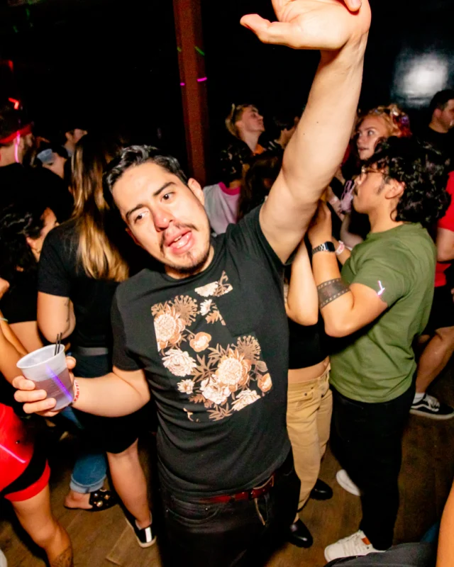 Indie Sleaze - August 2023 - second Saturday of every month at Ammazza - DJs: Kimber & Fuller - Pics: Darcy for Oh Snap Kid
