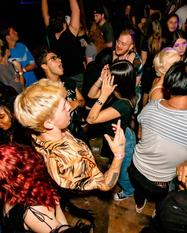 Indie Sleaze - August 2023 - second Saturday of every month at Ammazza - DJs: Kimber & Fuller - Pics: Darcy for Oh Snap Kid