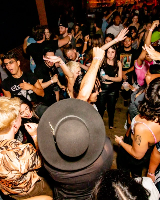 Indie Sleaze - August 2023 - second Saturday of every month at Ammazza - DJs: Kimber & Fuller - Pics: Darcy for Oh Snap Kid