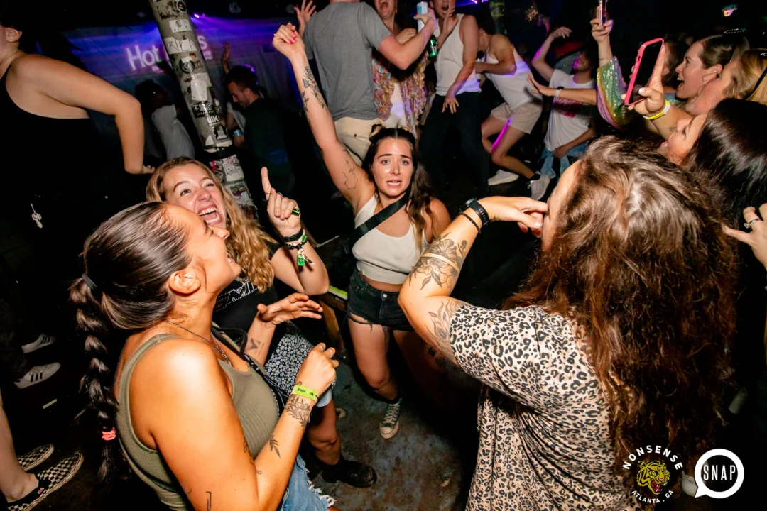 Hot Mess dance pop party - September 2023 - Atlanta's Dance Pop Party - Third Friday of every month at The Basement - Kimber is the DJ - Pics by Darcy for Oh Snap Kid