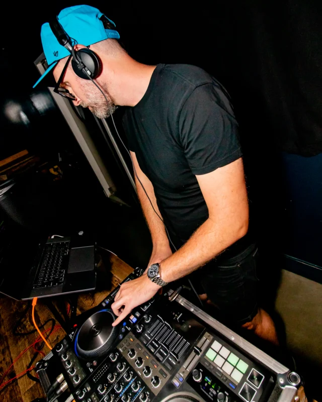 Indie Sleaze - September 2023 - DJs: Kimber & Fuller - Pics: Darcy for Oh Snap Kid