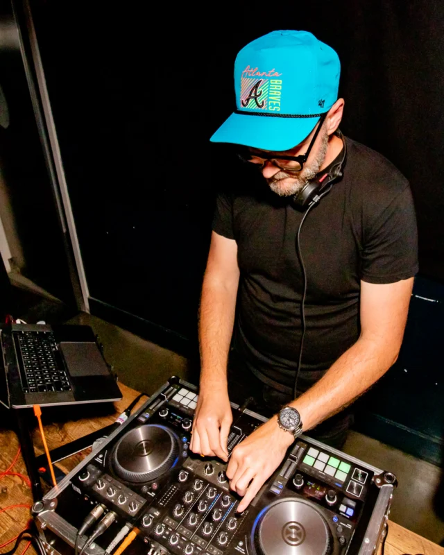 Indie Sleaze - September 2023 - DJs: Kimber & Fuller - Pics: Darcy for Oh Snap Kid