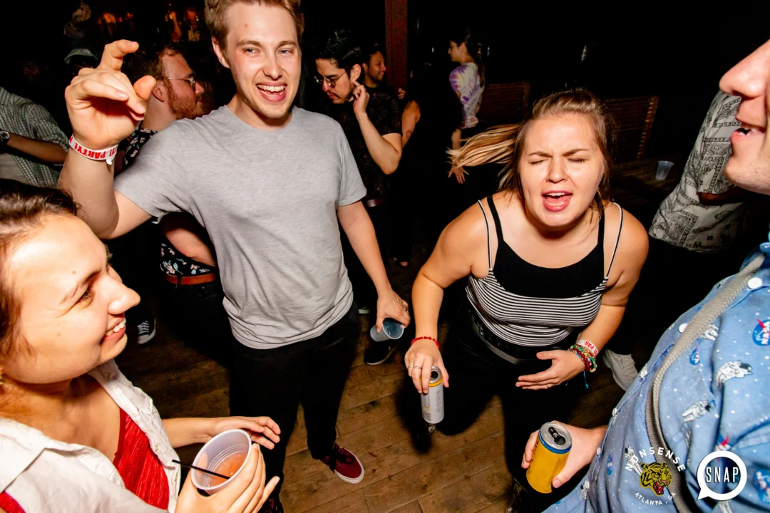 Indie Sleaze - September 2023 - DJs: Kimber & Fuller - Pics: Darcy for Oh Snap Kid