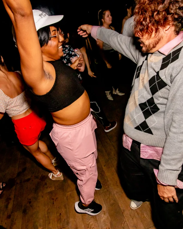 Indie Sleaze - September 2023 - DJs: Kimber & Fuller - Pics: Darcy for Oh Snap Kid
