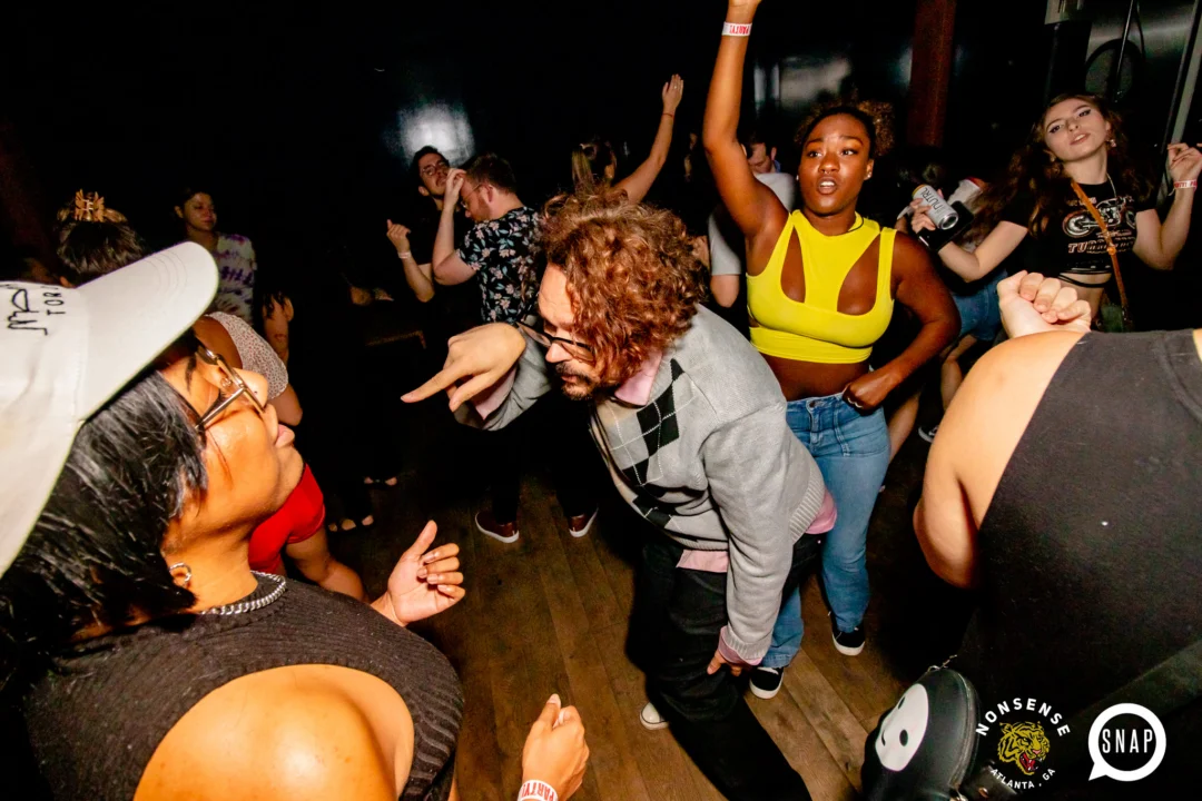 Indie Sleaze - September 2023 - DJs: Kimber & Fuller - Pics: Darcy for Oh Snap Kid