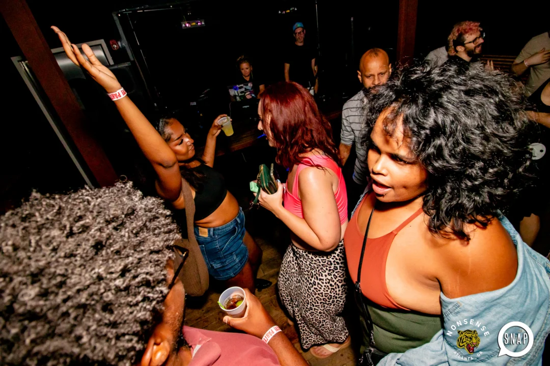 Indie Sleaze - September 2023 - DJs: Kimber & Fuller - Pics: Darcy for Oh Snap Kid