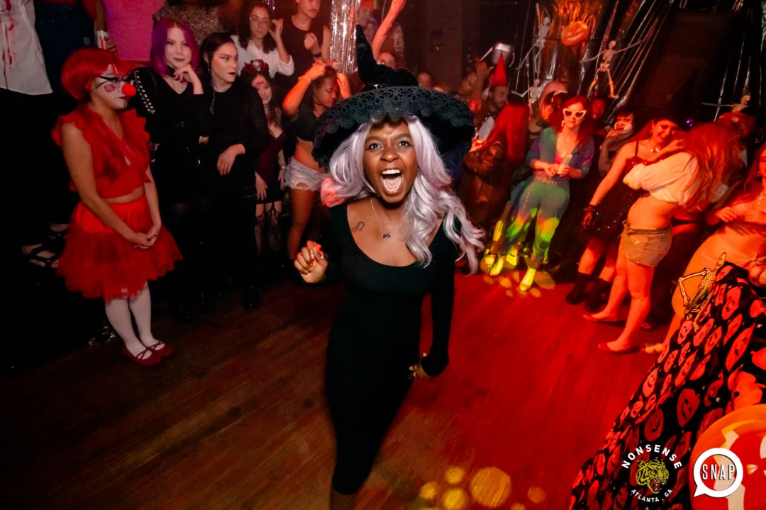 Hot Mess Halloween 2023 - The Basement, East Atlanta - 📸: @hellacurious