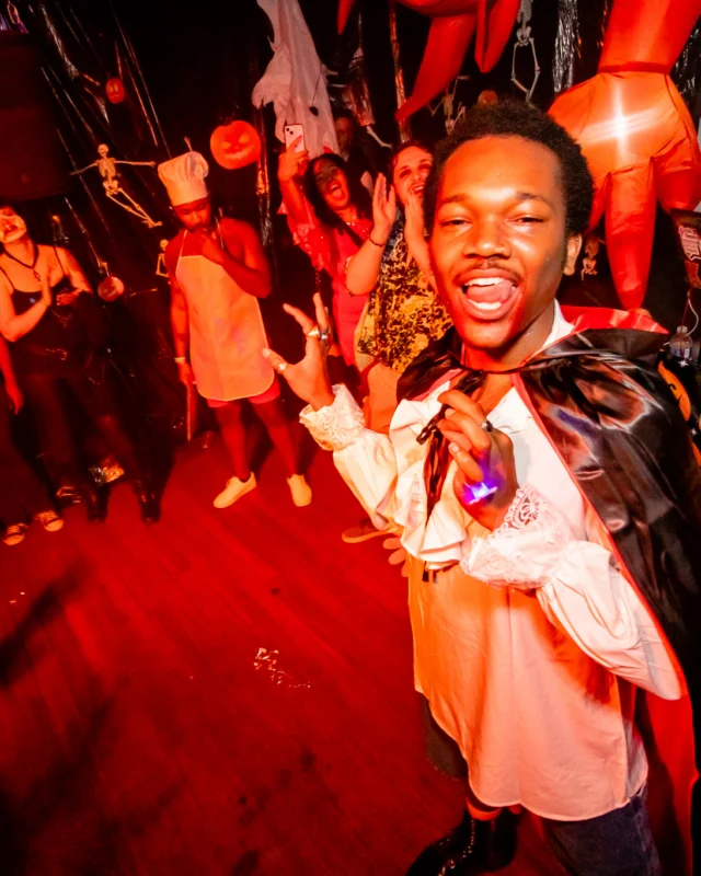 Hot Mess Halloween 2023 - The Basement, East Atlanta - 📸: @hellacurious