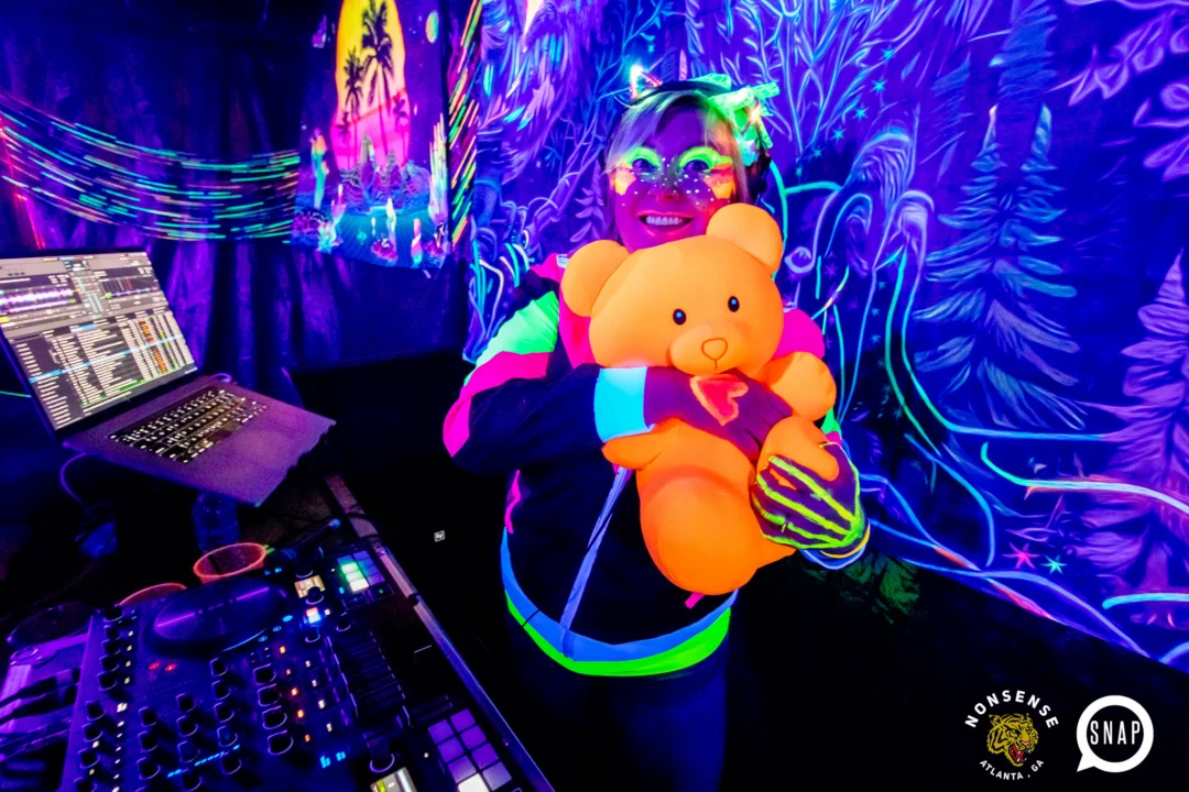 Heyday Glow - January 2024 - Atlanta's 80s Dance Party - Kimber was the DJ - Pics: @hellacurious for Oh Snap Kid