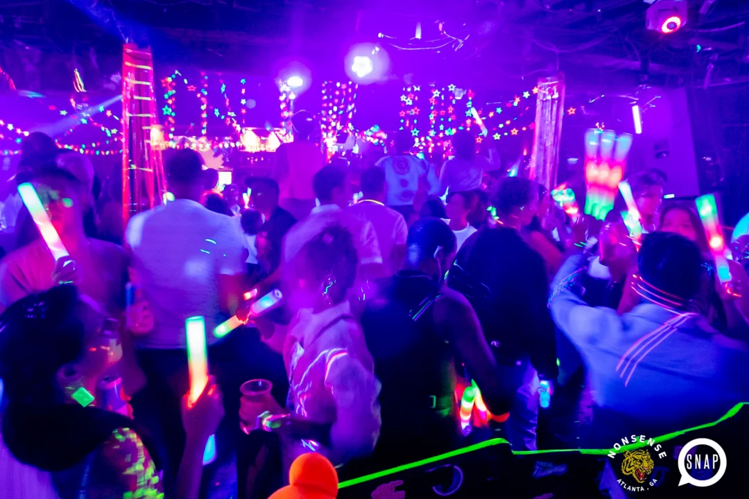 Heyday Glow - January 2024 - Atlanta's 80s Dance Party - Kimber was the DJ - Pics: @hellacurious for Oh Snap Kid
