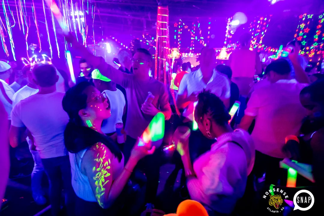 Heyday Glow - January 2024 - Atlanta's 80s Dance Party - Kimber was the DJ - Pics: @hellacurious for Oh Snap Kid