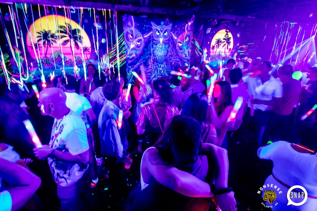 Heyday Glow - January 2024 - Atlanta's 80s Dance Party - Kimber was the DJ - Pics: @hellacurious for Oh Snap Kid