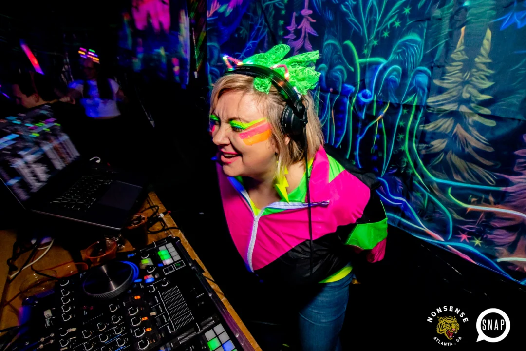 Heyday Glow - January 2024 - Atlanta's 80s Dance Party - Kimber was the DJ - Pics: @hellacurious for Oh Snap Kid
