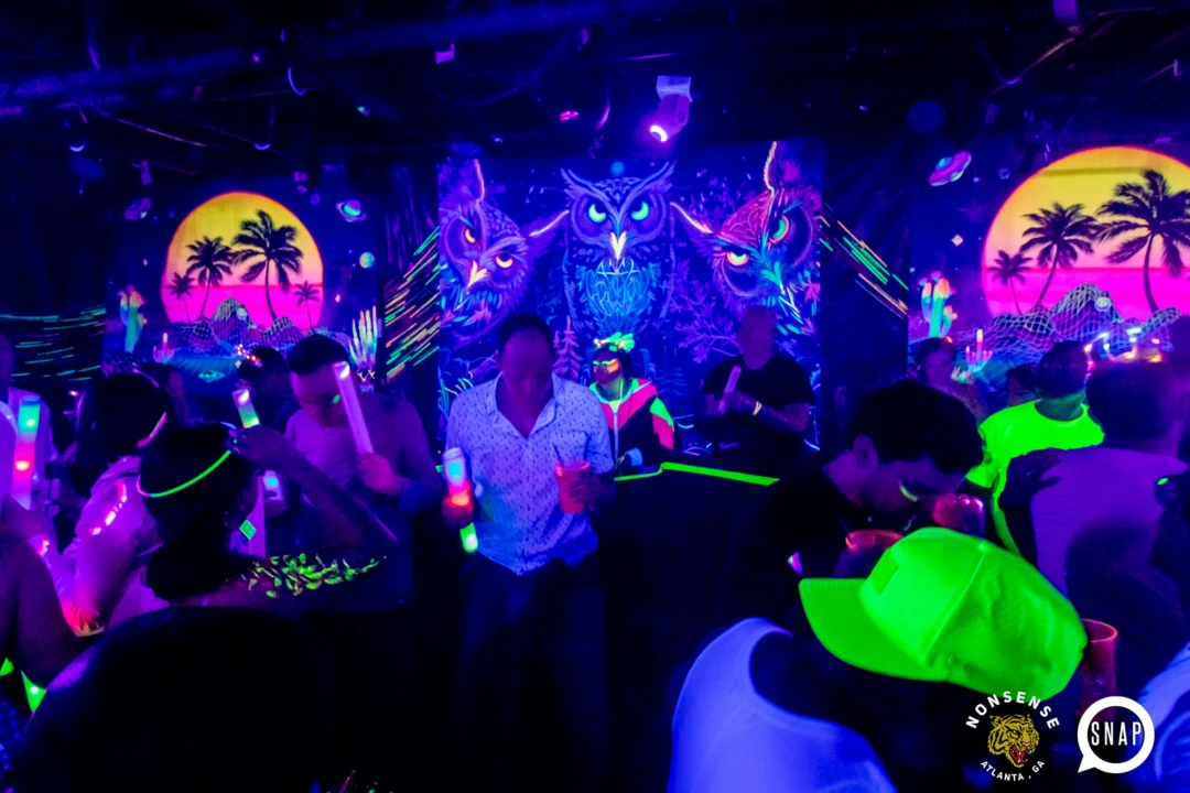 Heyday Glow - January 2024 - Atlanta's 80s Dance Party - Kimber was the DJ - Pics: @hellacurious for Oh Snap Kid