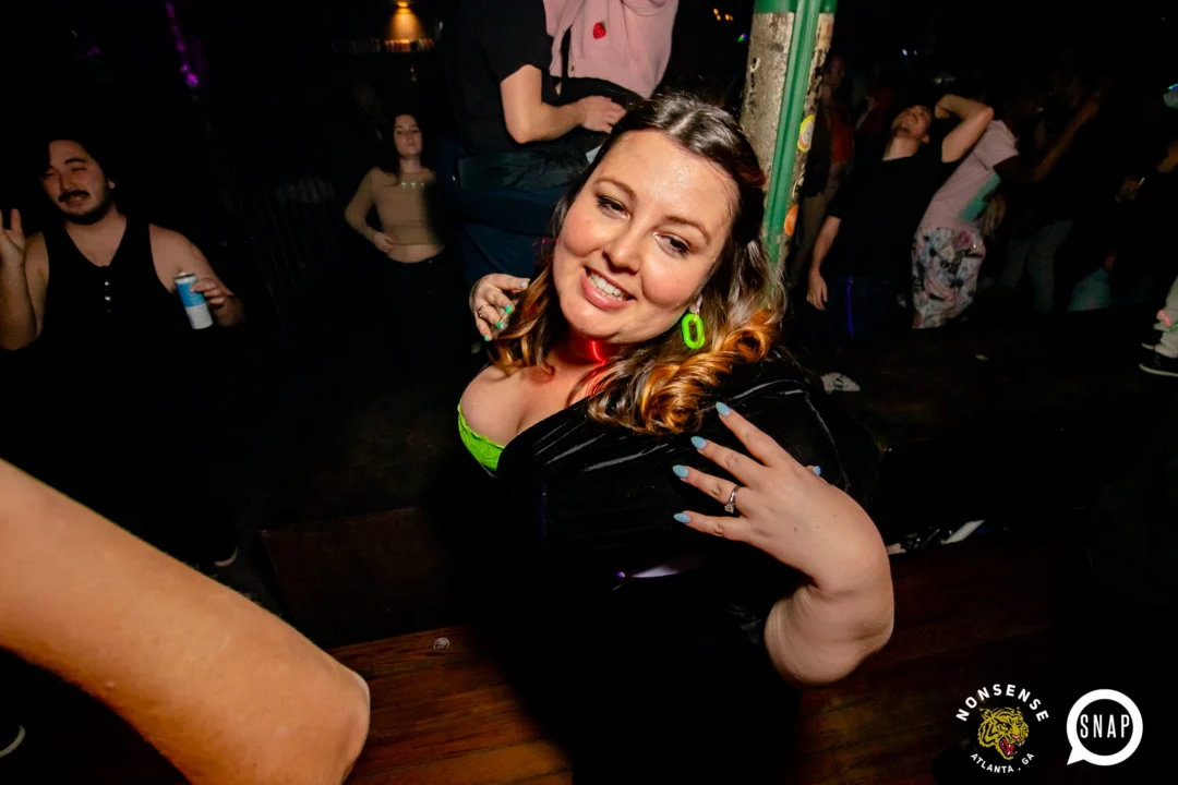 Hot Mess dance pop party - January 2024 - Kimber is the DJ - Pics: @hellacurious for Oh Snap Kid