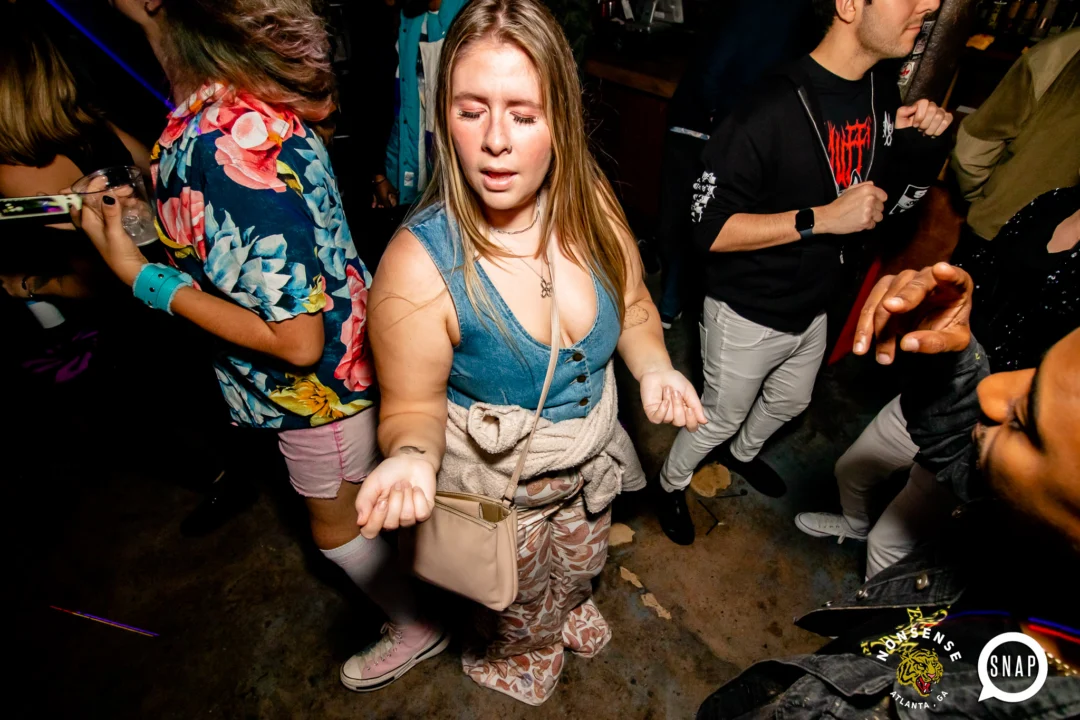 Hot Mess dance pop party - January 2024 - Kimber is the DJ - Pics: @hellacurious for Oh Snap Kid