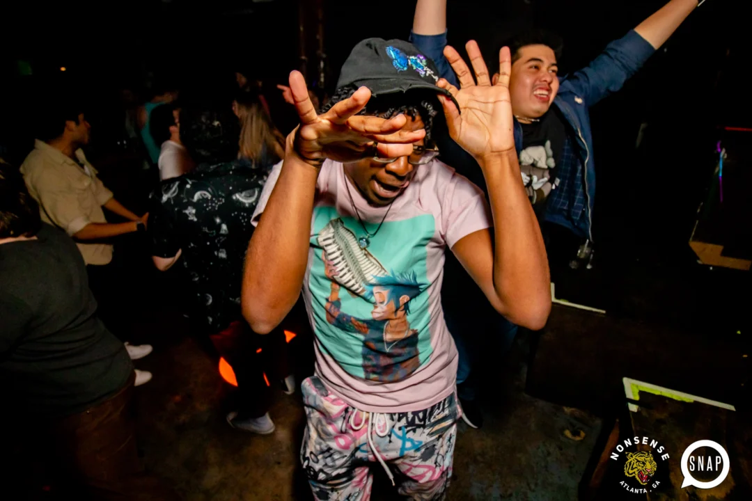 Hot Mess dance pop party - January 2024 - Kimber is the DJ - Pics: @hellacurious for Oh Snap Kid