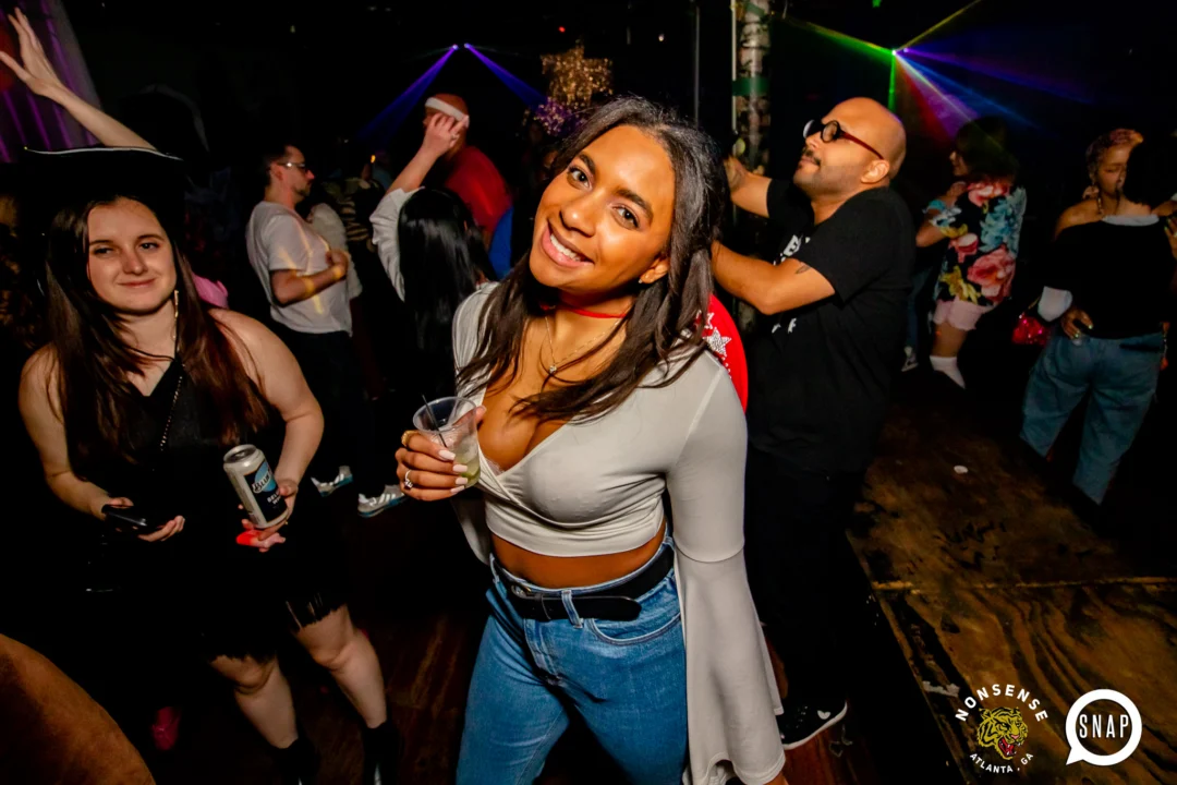 Hot Mess dance pop party - January 2024 - Kimber is the DJ - Pics: @hellacurious for Oh Snap Kid