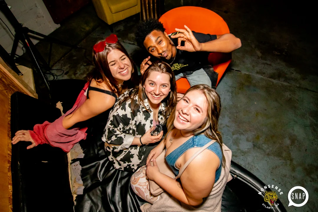 Hot Mess dance pop party - January 2024 - Kimber is the DJ - Pics: @hellacurious for Oh Snap Kid