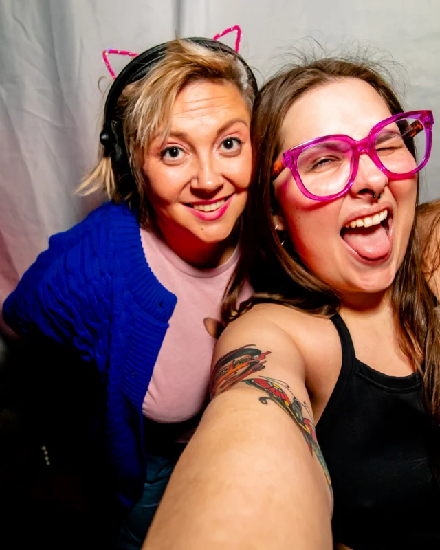 Hot Mess dance pop party - January 2024 - Kimber is the DJ - Pics: @hellacurious for Oh Snap Kid