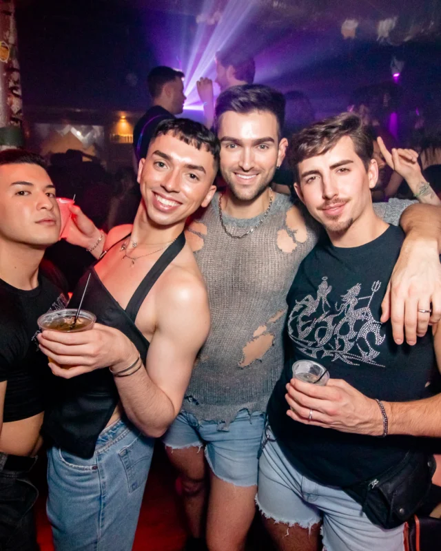 Hot Mess 📸: @nonsenseatl