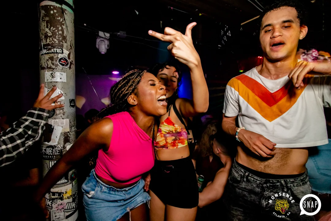 Hot Mess 📸: @nonsenseatl