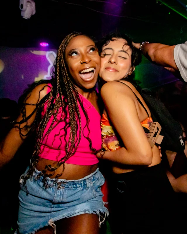 Hot Mess 📸: @nonsenseatl