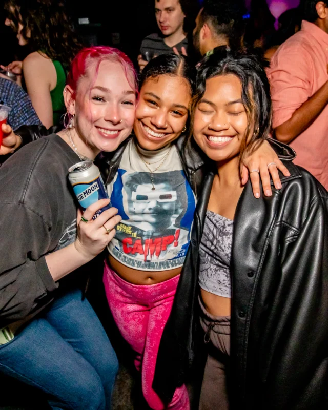 Hot Mess 📸: @nonsenseatl