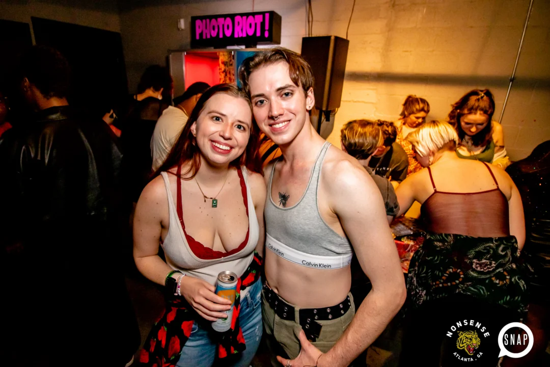 Hot Mess 📸: @nonsenseatl