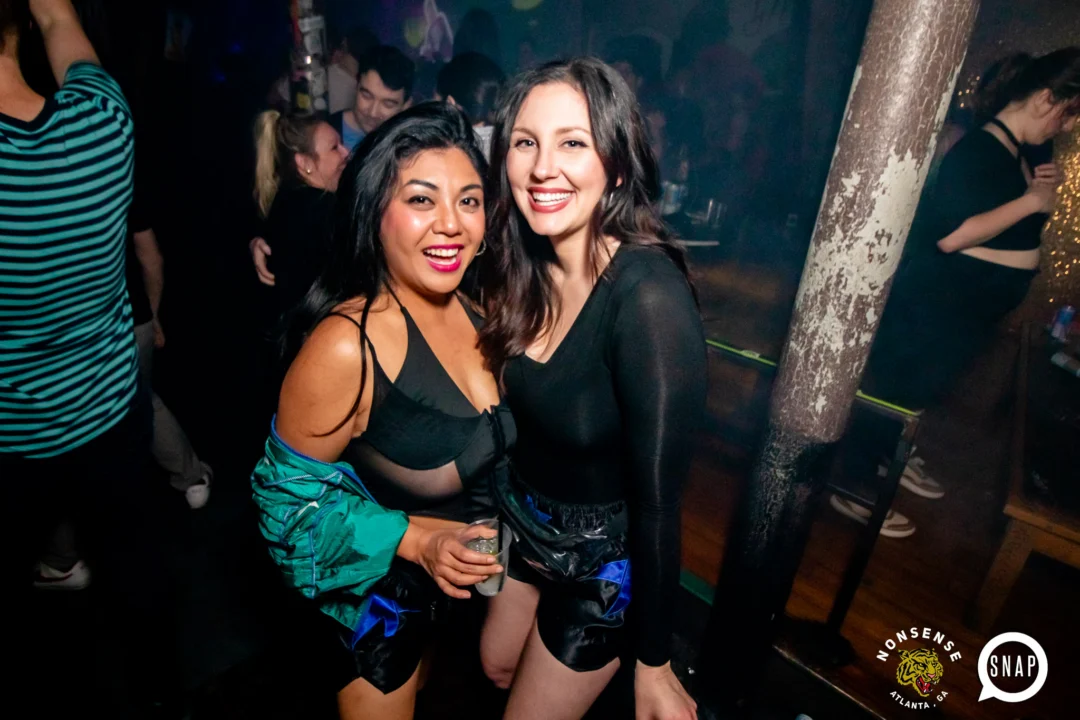 Hot Mess 📸: @nonsenseatl