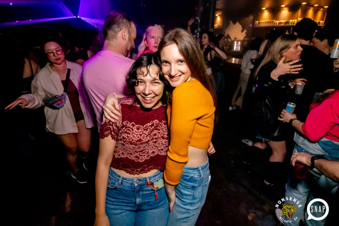 Hot Mess 📸: @nonsenseatl