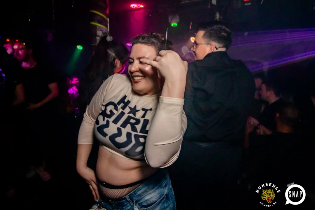 Hot Mess 📸: @nonsenseatl