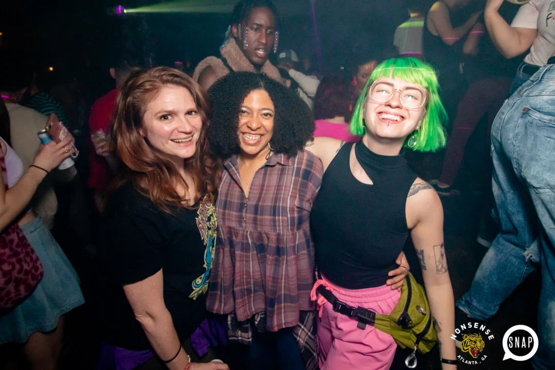 Hot Mess 📸: @nonsenseatl