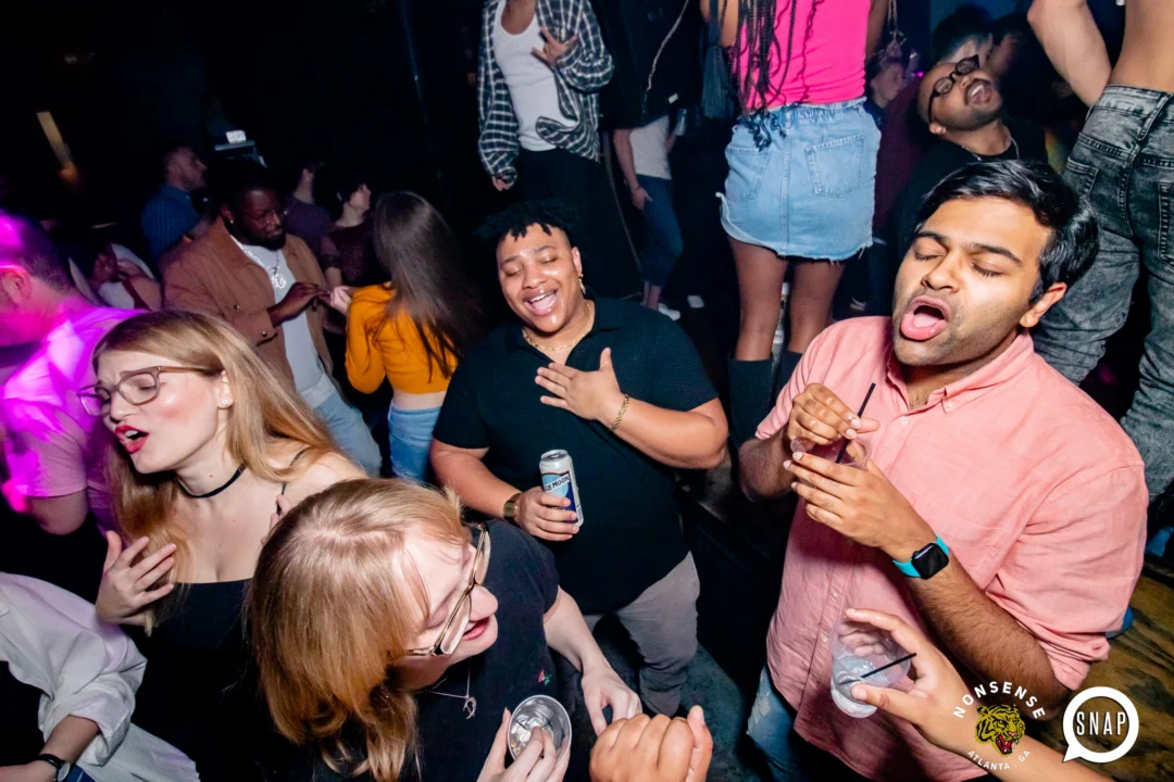 Hot Mess 📸: @nonsenseatl