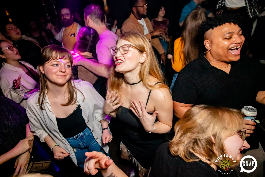 Hot Mess 📸: @nonsenseatl