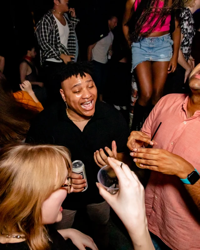 Hot Mess 📸: @nonsenseatl
