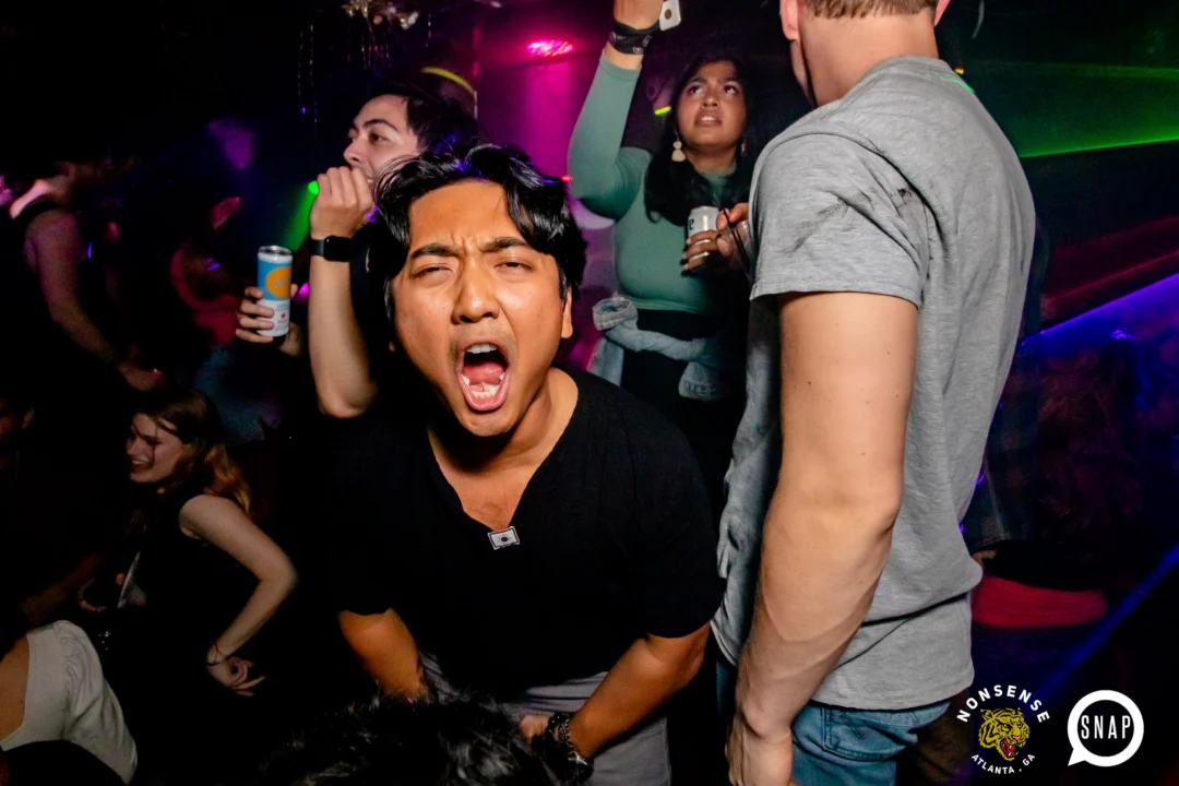 Hot Mess 📸: @nonsenseatl