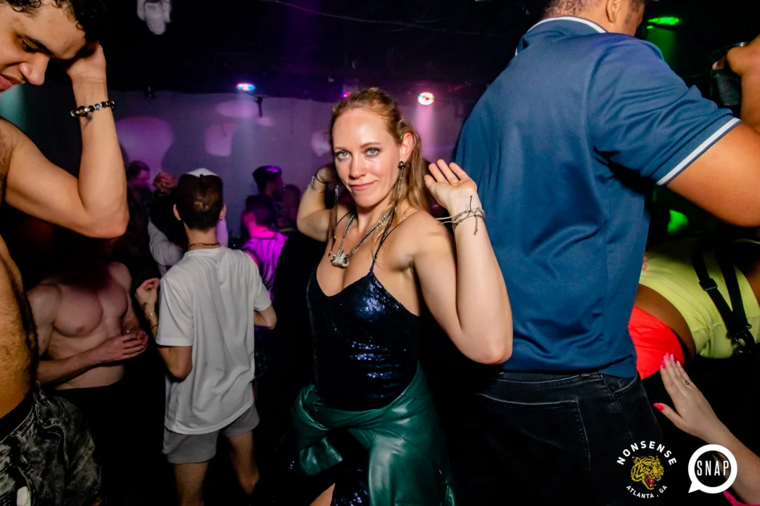 Hot Mess 📸: @nonsenseatl