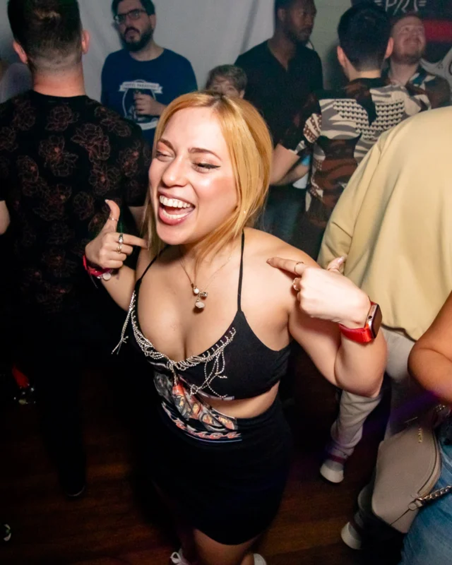 Hot Mess 📸: @nonsenseatl