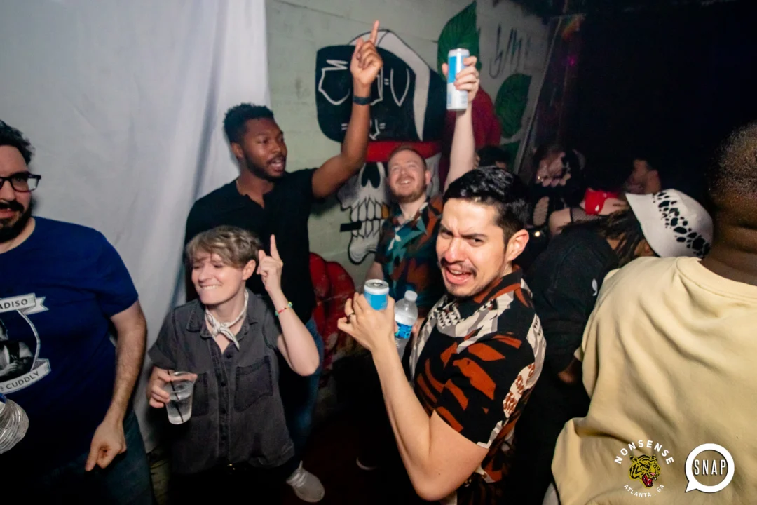 Hot Mess 📸: @nonsenseatl