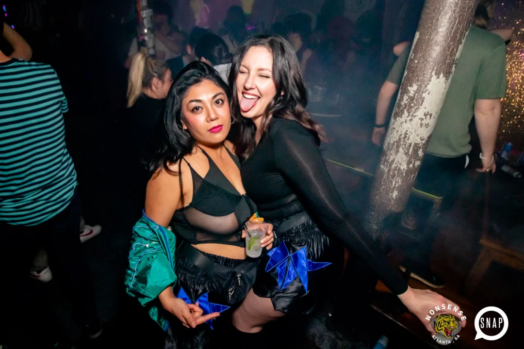 Hot Mess 📸: @nonsenseatl