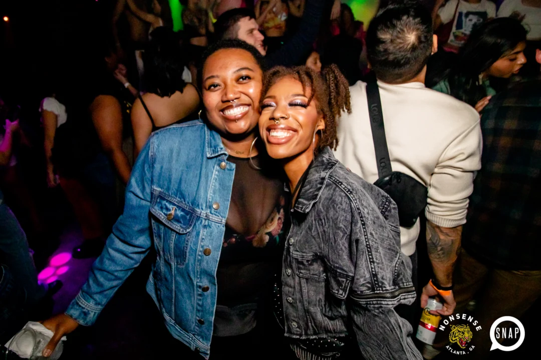 Hot Mess 📸: @nonsenseatl