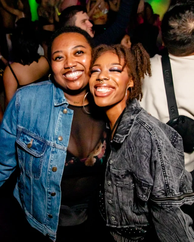 Hot Mess 📸: @nonsenseatl