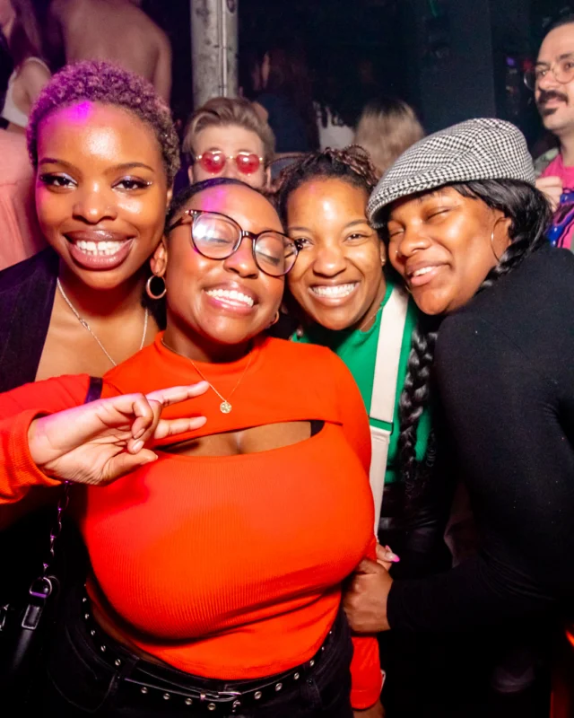 Hot Mess 📸: @nonsenseatl