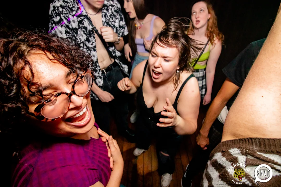 Hot Mess 📸: @nonsenseatl